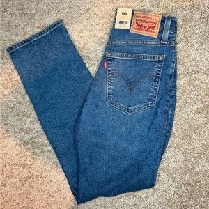 Levi jeans